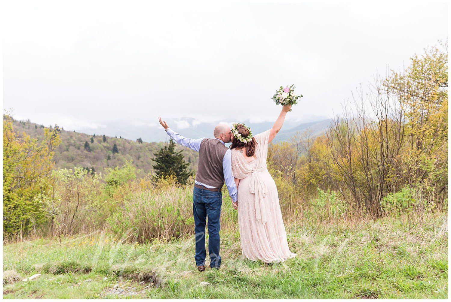 Mountain Outdoor Elopement photography